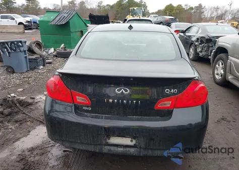 2015 Infiniti Q40 z USA, uszkodzony, nr VIN JN1CV6AR5FM521153